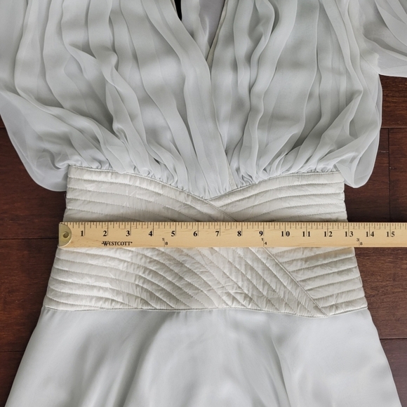 Wayne Clark Vtg Long Sleeve Fitted Waist Chiffon Dress Size 6 Fits XS/S Silver - Picture 11 of 13